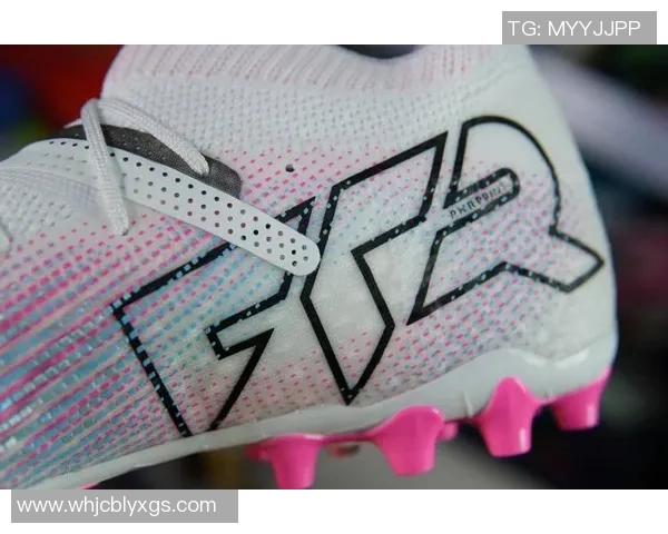 日本足球明星推荐的顶级球鞋选择与购买指南